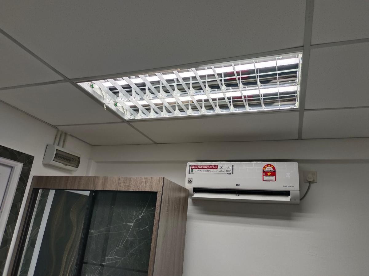 Roomstay Nimaza Bilik 1 Marang Exteriör bild