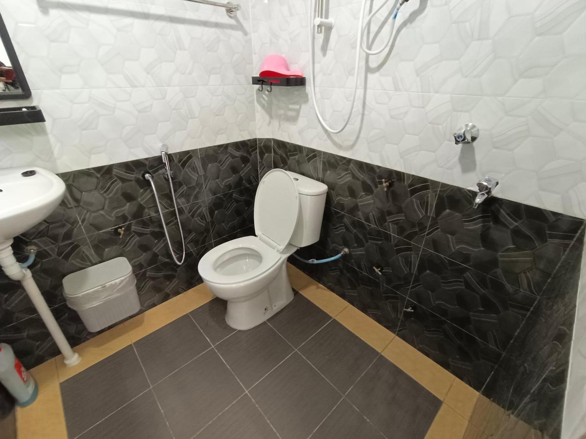 Roomstay Nimaza Bilik 1 Marang Exteriör bild