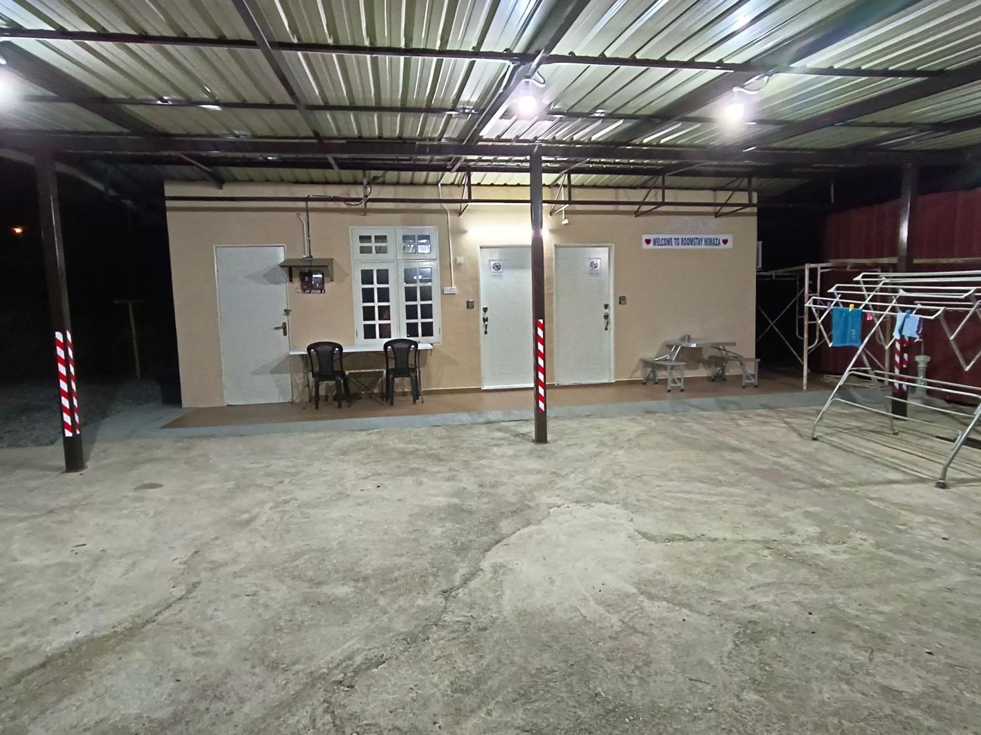 Roomstay Nimaza Bilik 1 Marang Exteriör bild